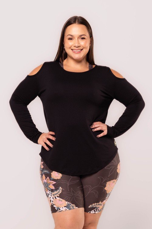 Blusa Viscose Manga Longa Detalhe no Ombro Preta