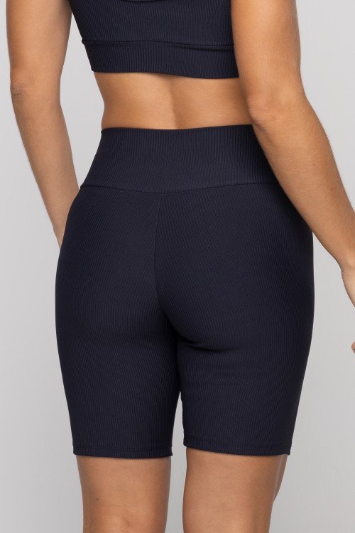 Bermuda Básica Comfy Preta