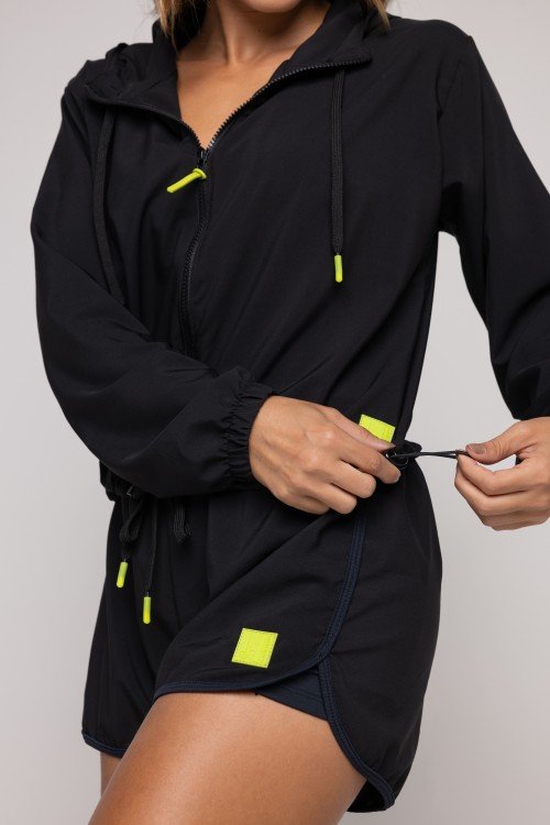 Casaco Corta Vento Preto