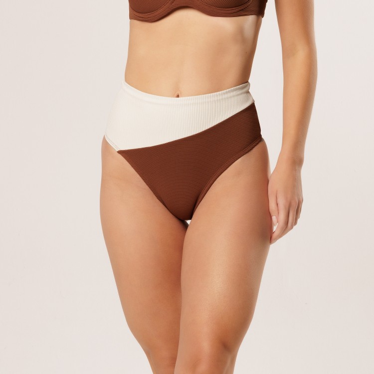 Calcinha Biquini Comfy Hot Pant Bicolor