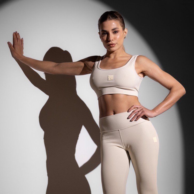 Top Fitness Básico Comfy Off White