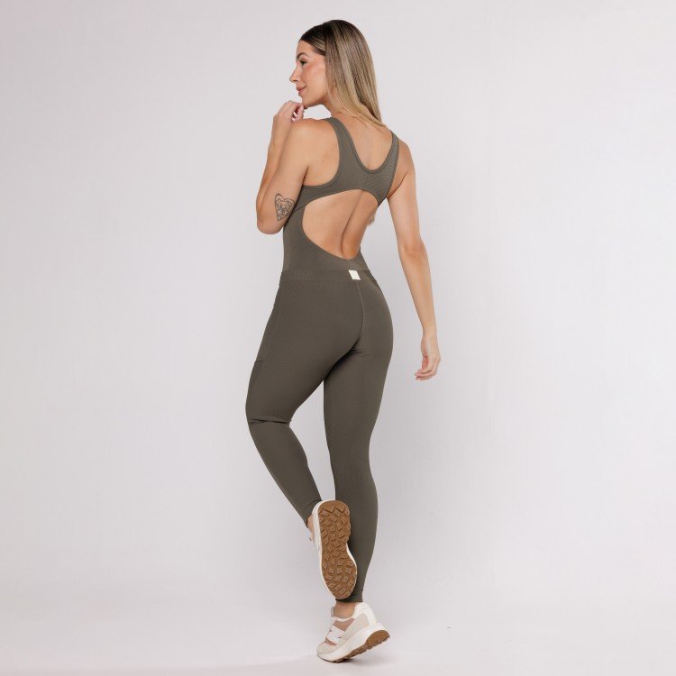 MACACÃO COMFY VERDE ESCURO