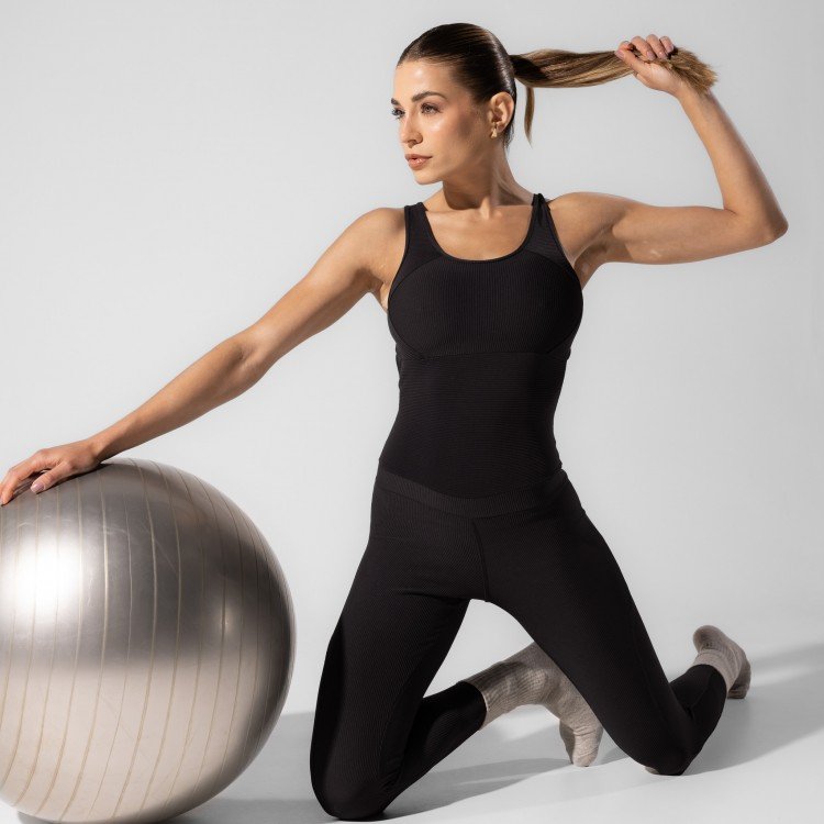 MACACÃO COMFY PRETO