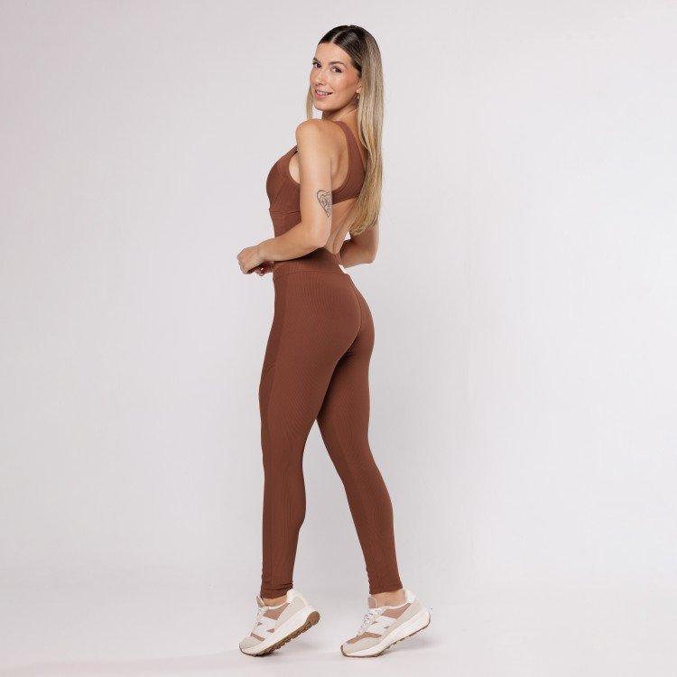 MACACÃO COMFY MARROM