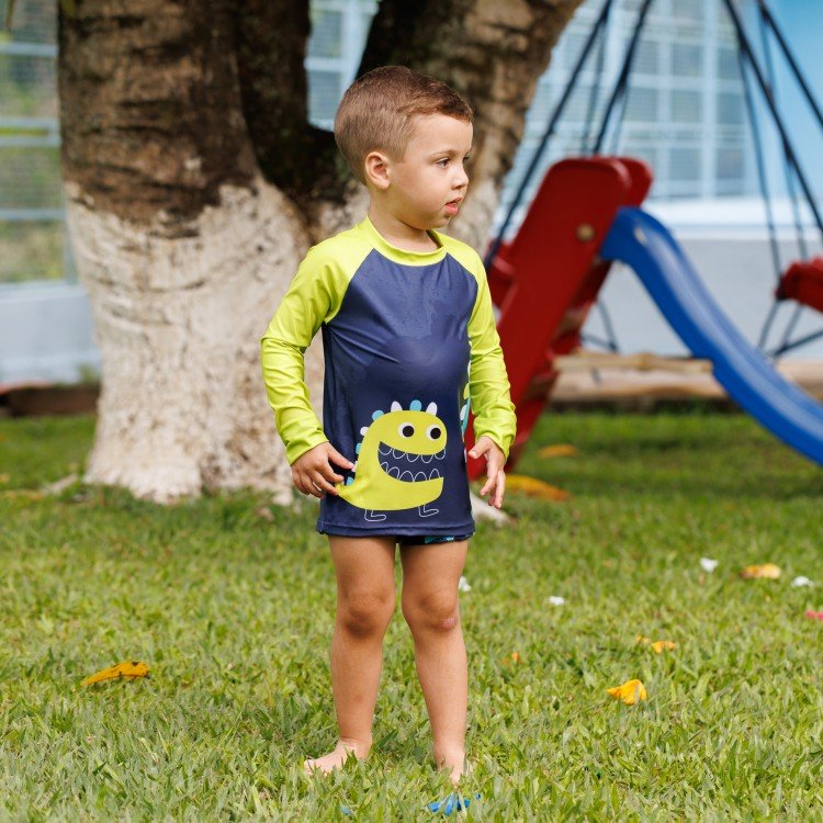 Conjunto Camiseta e Sunga Proteção UV 50+ Estampa E389