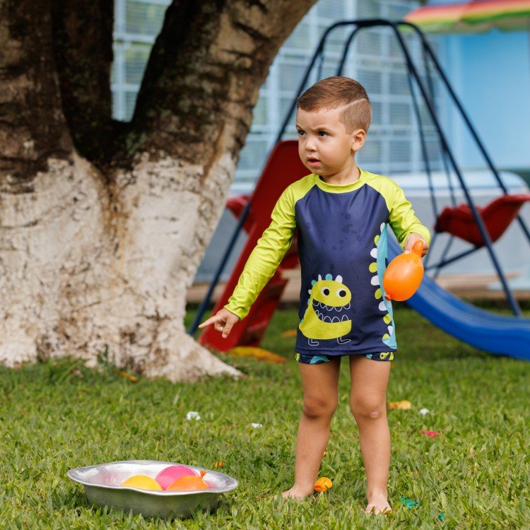 Conjunto Camiseta e Sunga Proteção UV 50+ Estampa E389