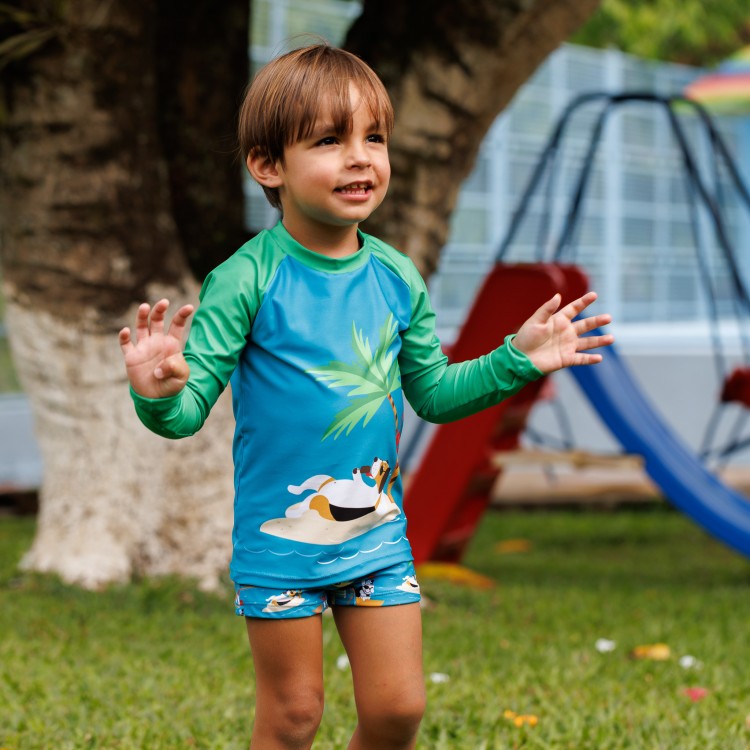 Conjunto Camiseta e Sunga Proteção UV 50+ Estampa E390