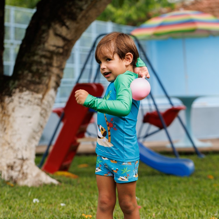 Conjunto Camiseta e Sunga Proteção UV 50+ Estampa E390