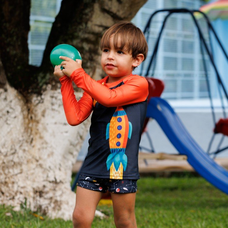 Conjunto Camiseta e Sunga Proteção UV 50+ Estampa E391