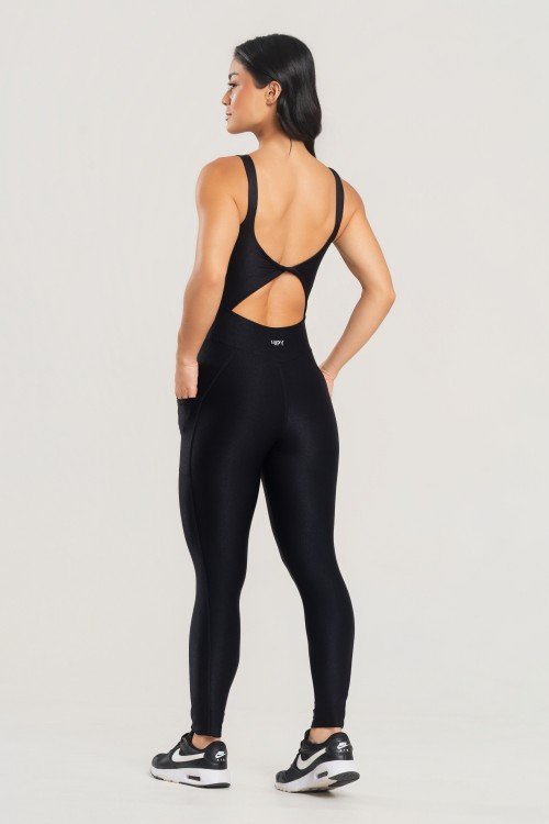 MACACÃO TORCIDO COSTAS PRETO