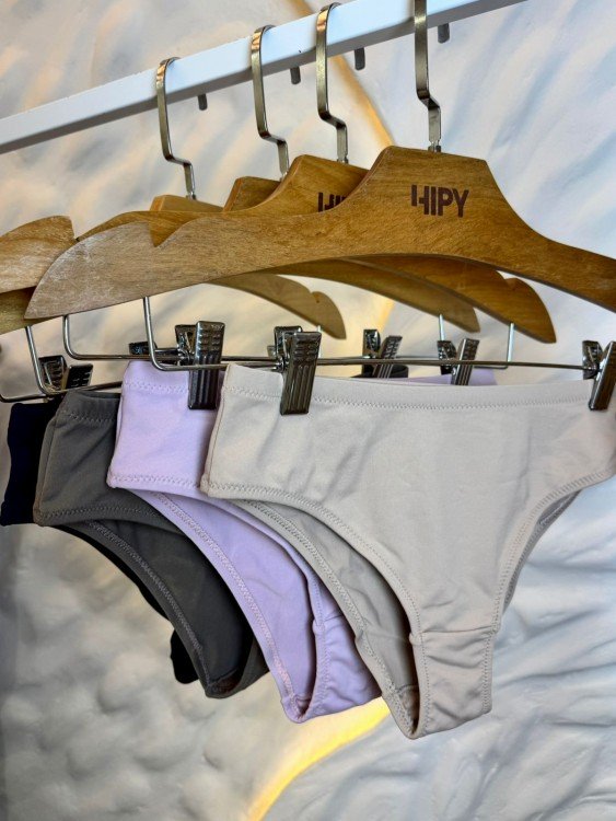 KIT COM 4 CALCINHAS VARIADAS