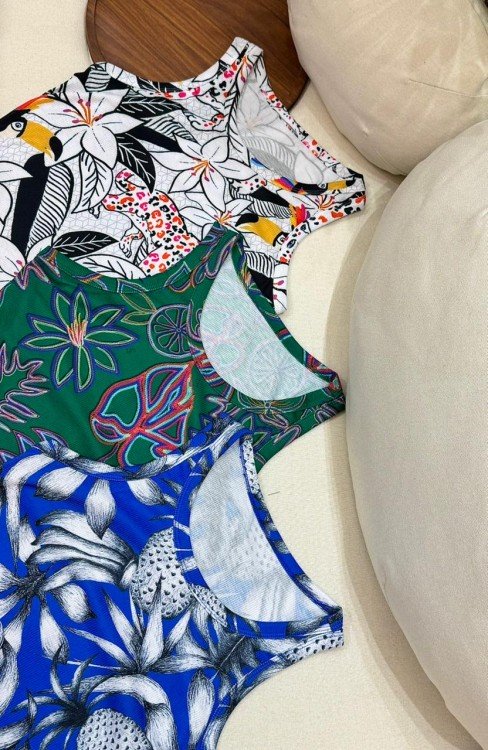 Kit com 3 Regatas Caneladas