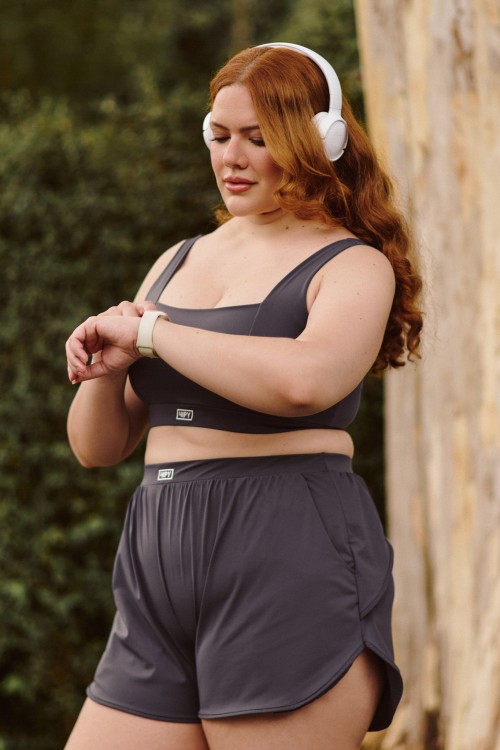 Short Casual Cinza Escuro