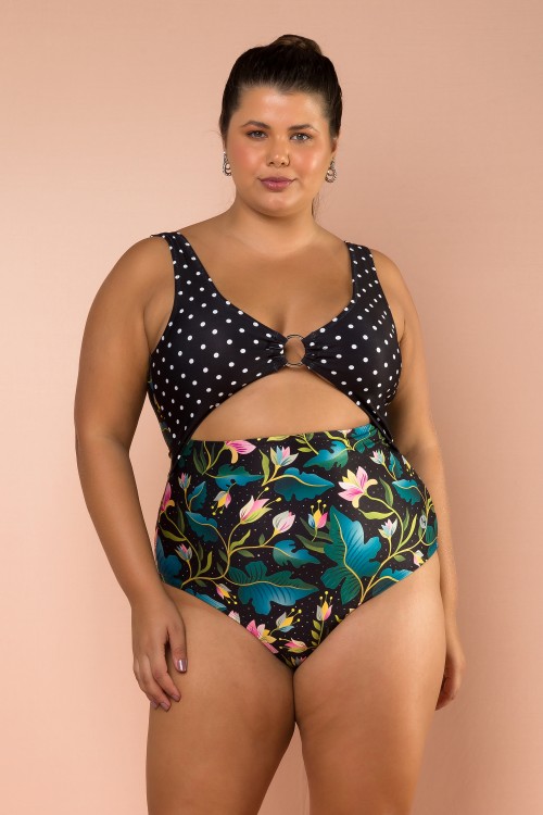 Body Maiô Sublimado Com Bojo Removível Com Detalhe Em Argola E Abertura Na Frente Com Estampa De Folhas Verdes E Flores E Bolinha Branca E108