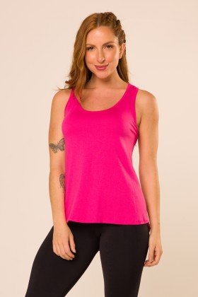 Camiseta Decote nas Costas e Detalhe em Tela Rosa Pink