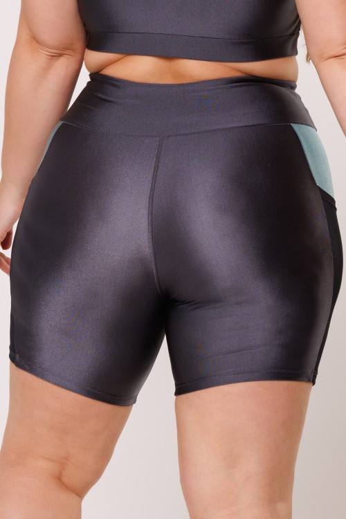 Bermuda Fitness com Bolso de Tule Cinza Escuro