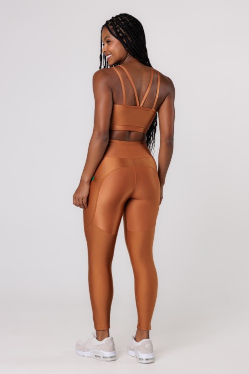 Calça Legging Recortes Shine Caramelo