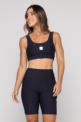 Bermuda Básica Comfy Preta